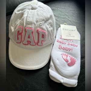 Gap Baby Hat & Mommy Socks